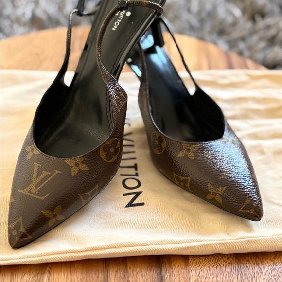 Louis Vuitton Black and Brown Monogram Heels - Picture 7 of 9